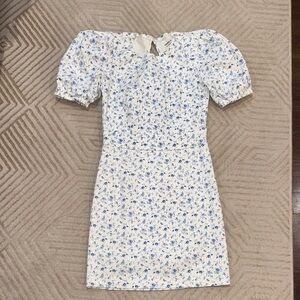 forever 21 Floral Puff Sleeve Dress
worn once
size s